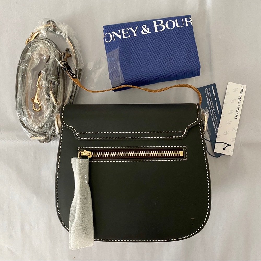 🎉HP🎉Dooney and Bourke Beacon Saddle Crossbody - Picture 6 of 8